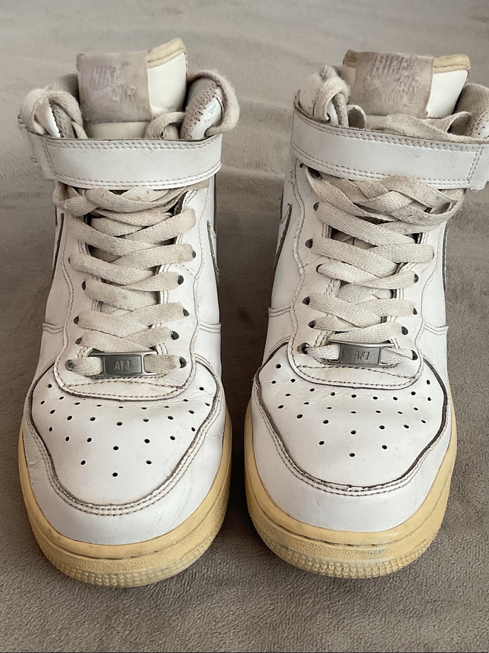 Nike Air White Sneakers size 6Y